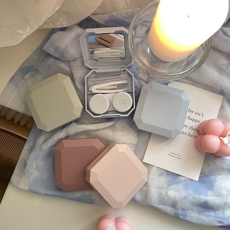 Like Fish Ins Simple Colored Contact Lens Case - BEAUEYE (UK)