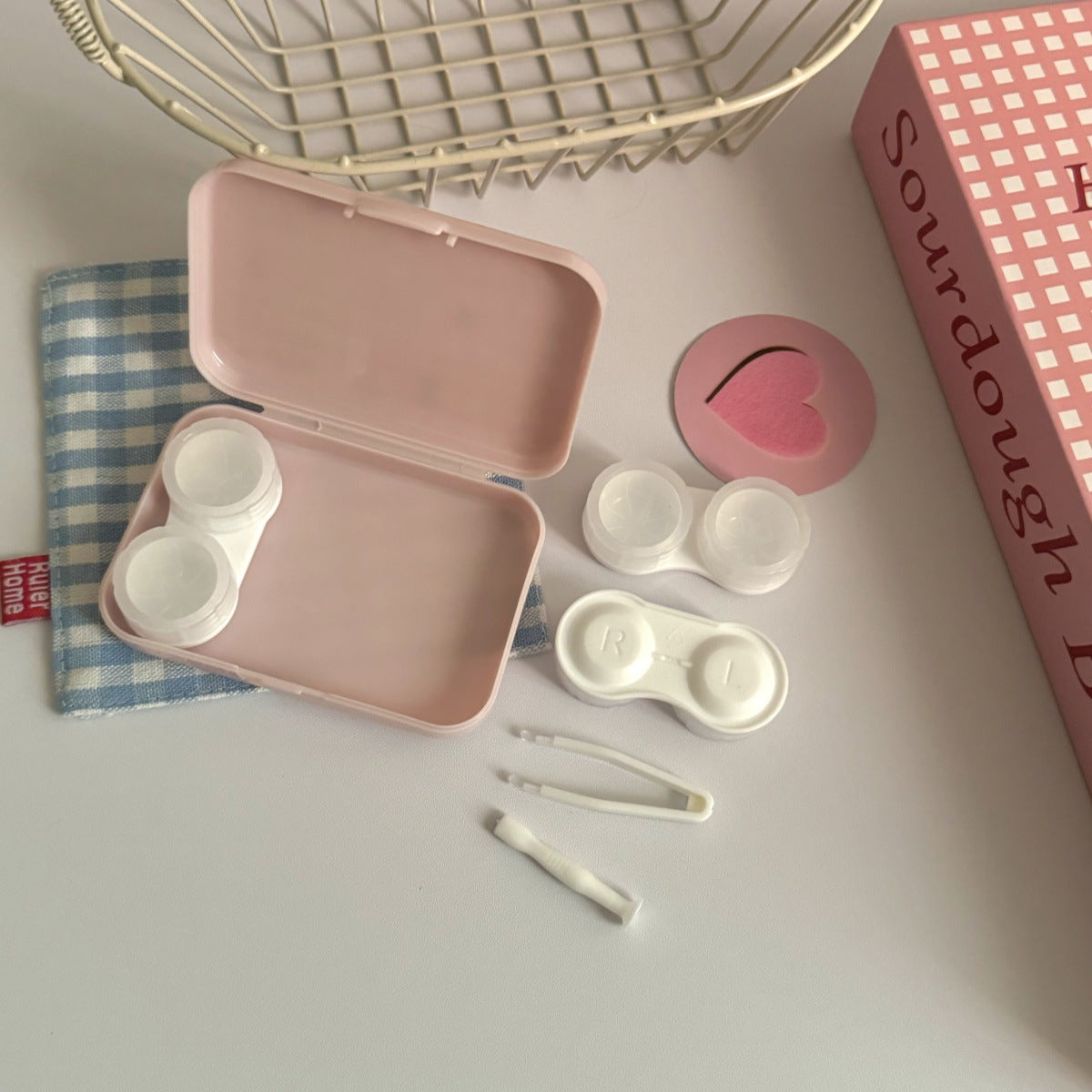 Like Fish Grid Animal House Coloured Contact Lens Case