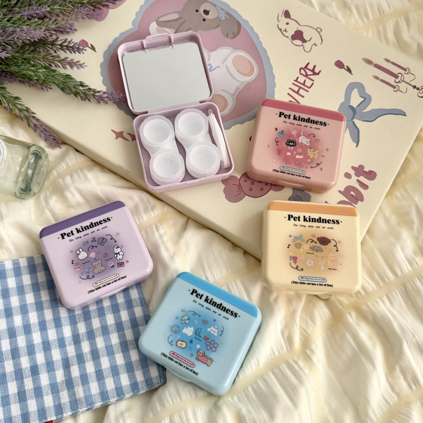 Pet Kindness Coloured Contact Lens Case Main image