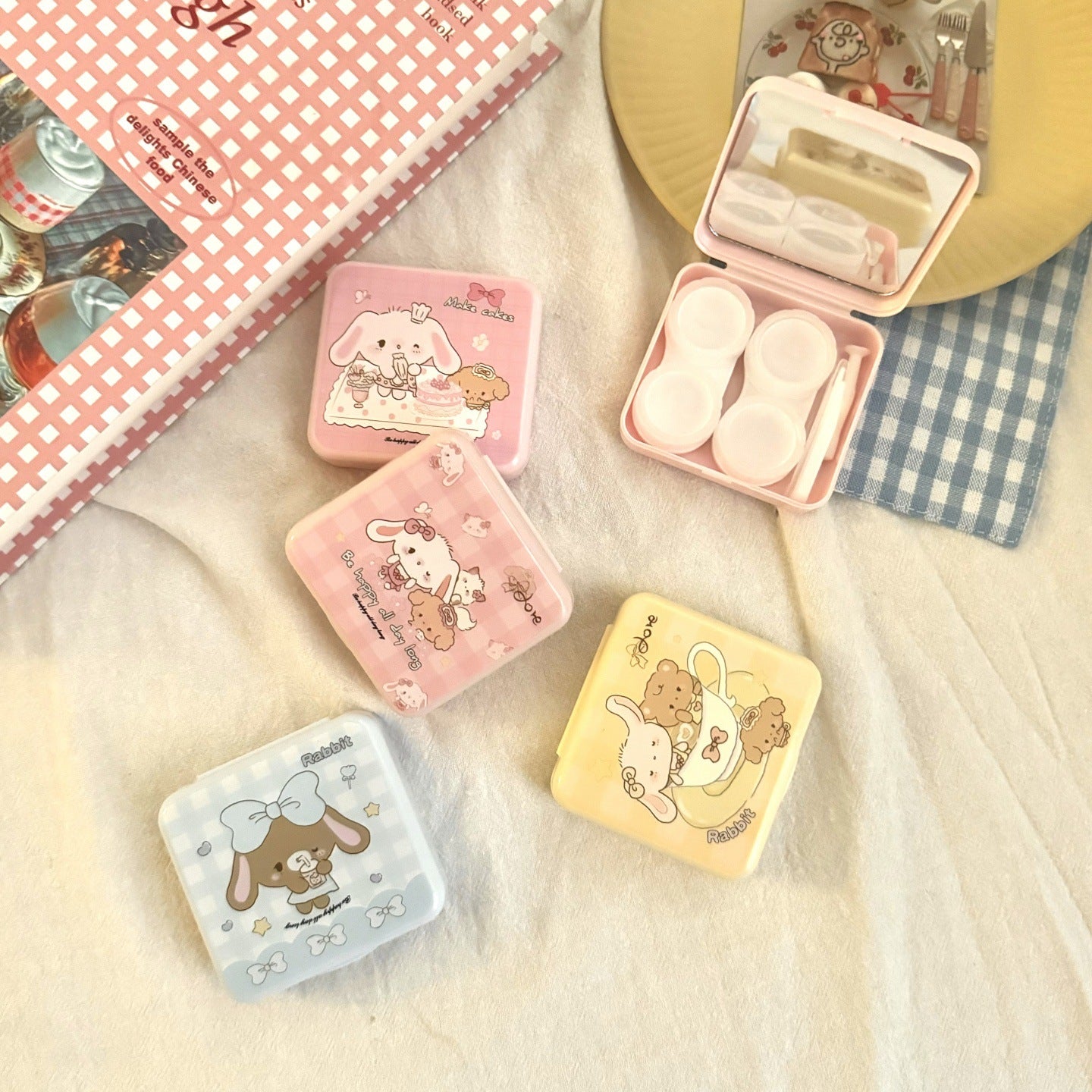 Happy Pals Cottage Coloured Contact Lens Case Secondary image