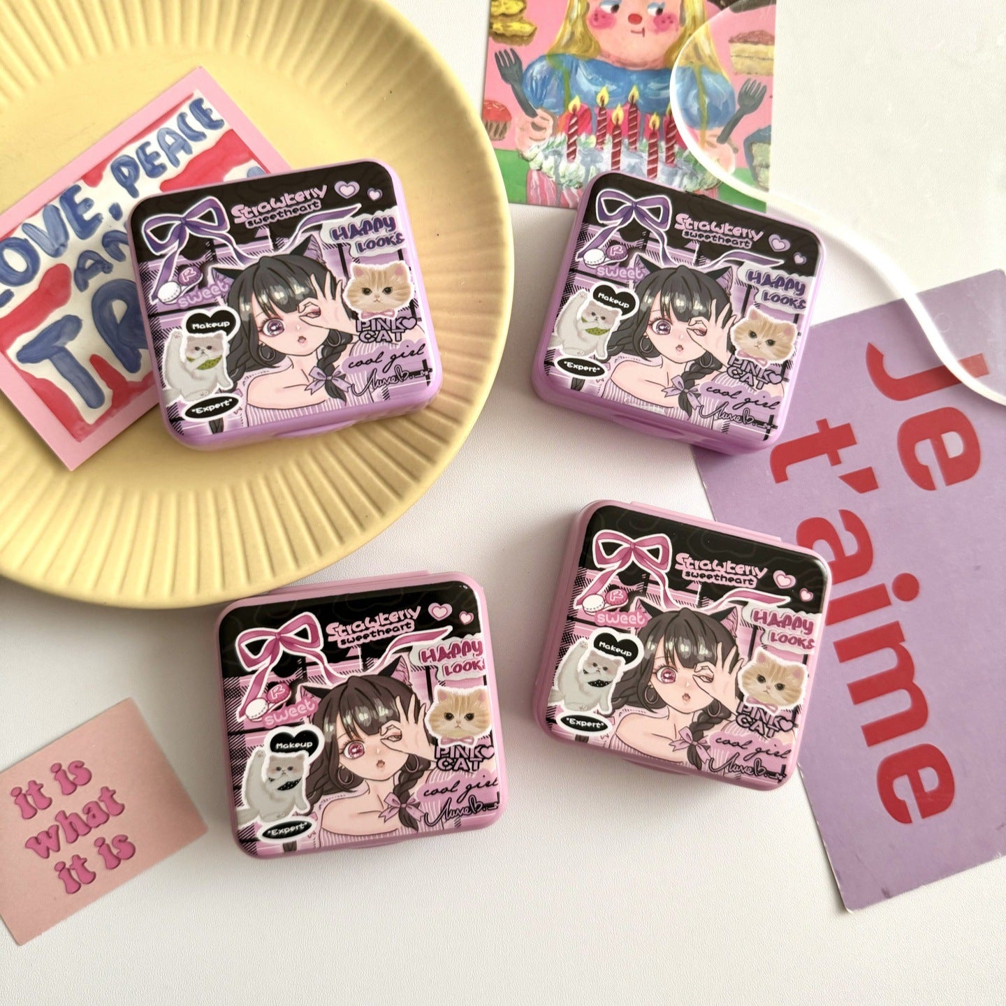 Cool Girl Coloured Contact Lens Case Main image