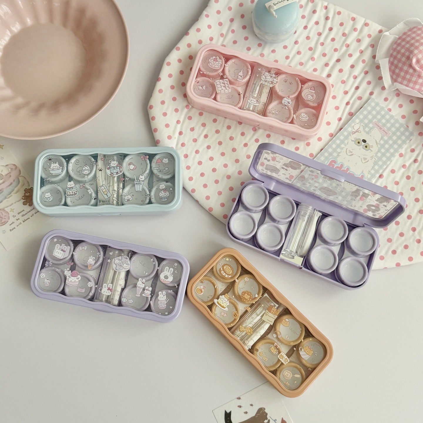 Ice Cream And Cake Coloured Contact Lens Case Secondary image