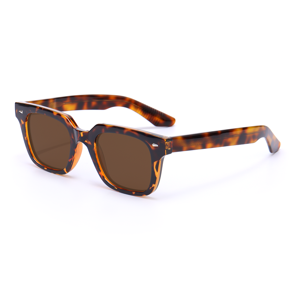 Thelma Retro Square Tortoiseshell Sunglasses Secondary image