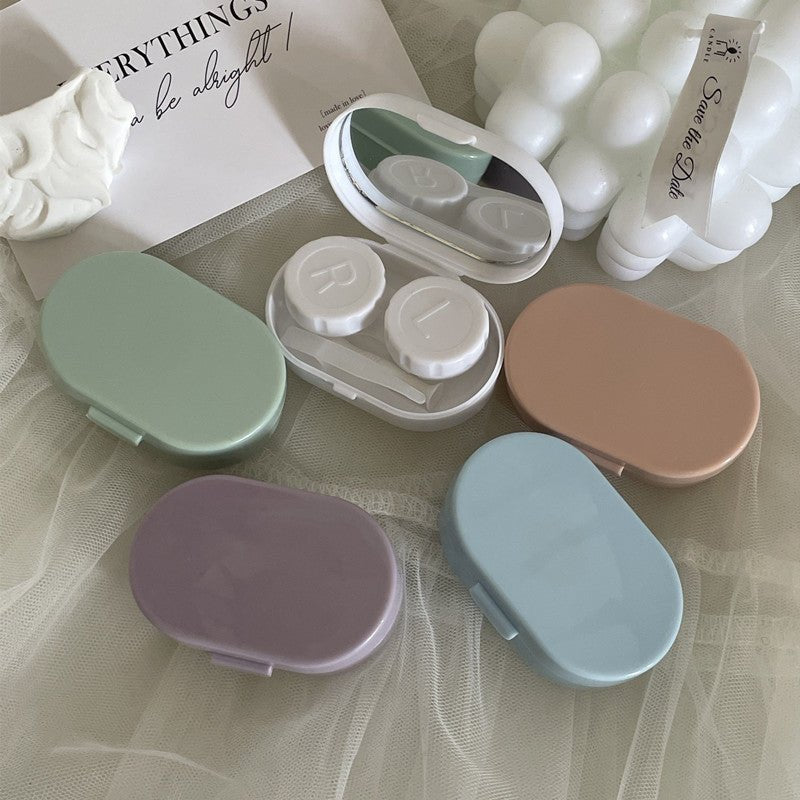 Cream Colored Contact Lens Case Secondary image