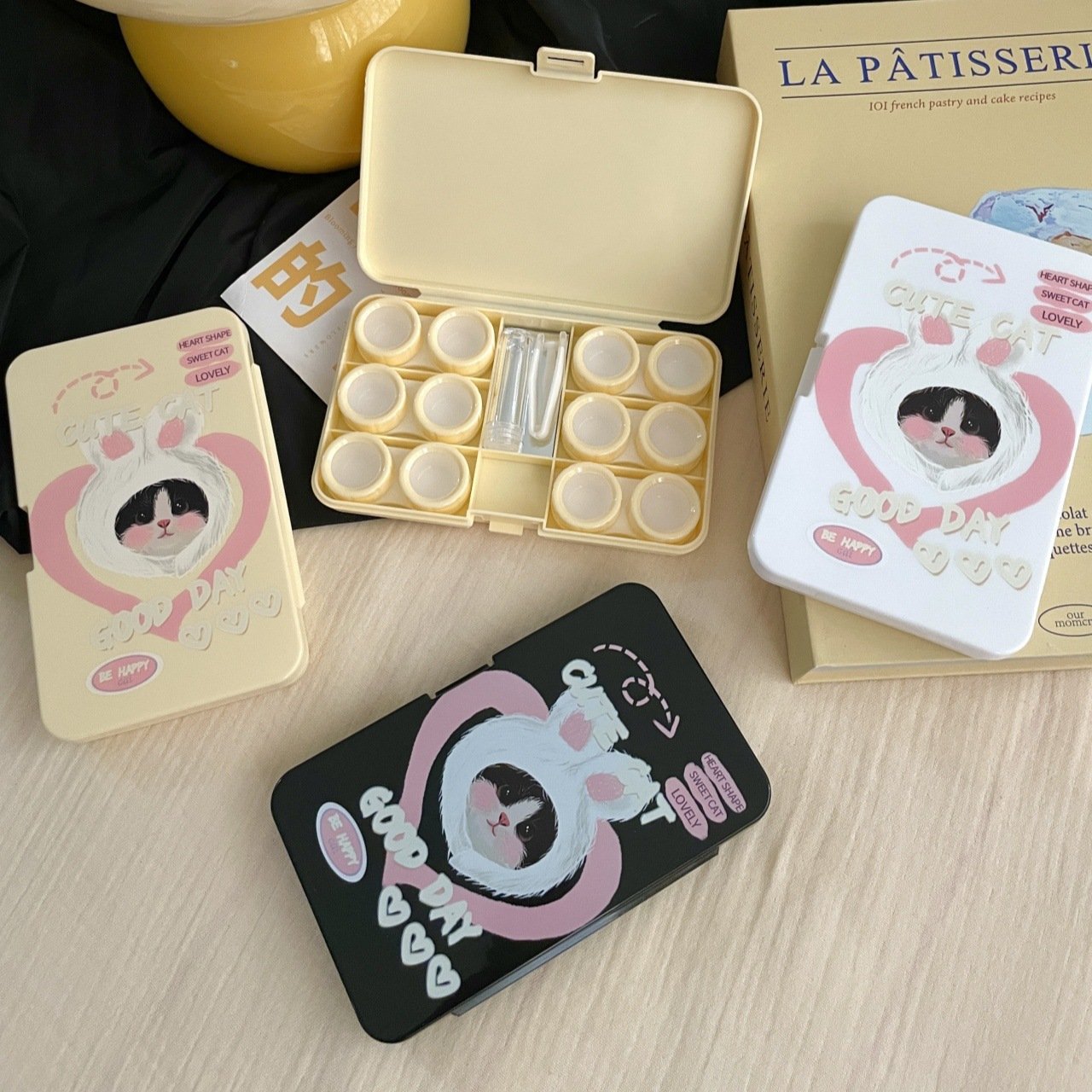 Cute Cat Colored Contact Lens Case Secondary image