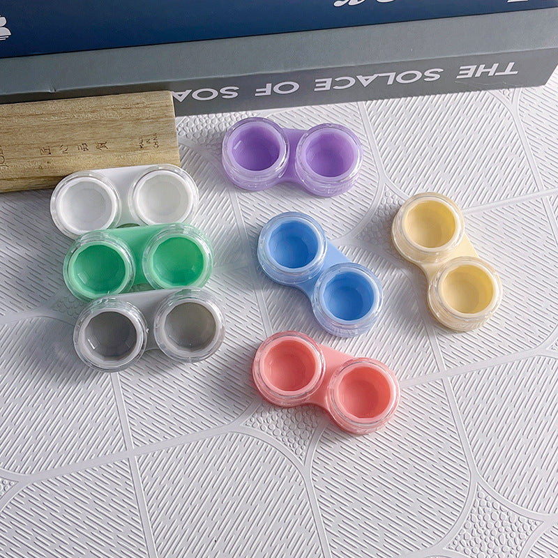 Contracted Colored Contact Lens Case Main image
