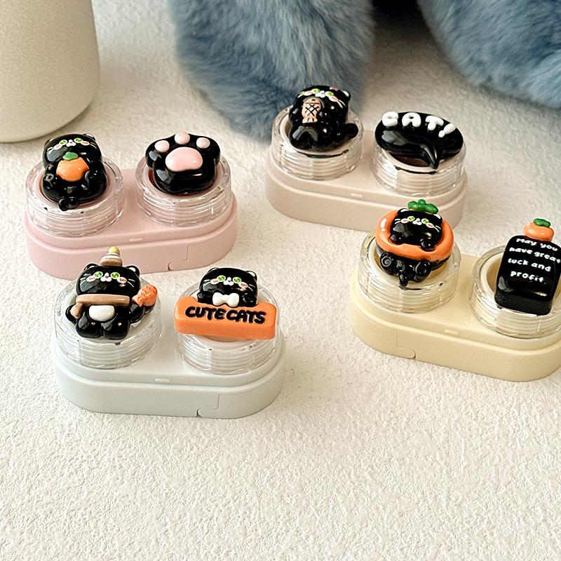 Drawing Cartoon Bear Colored Contact Lens Case Secondary image
