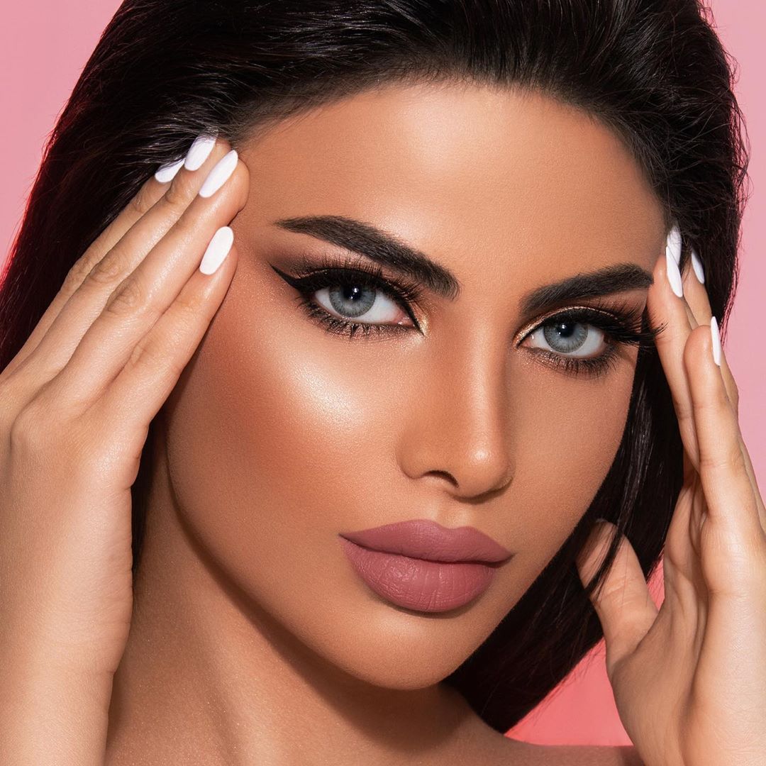 Elite Mint Gray Coloured Contact Lenses Secondary image