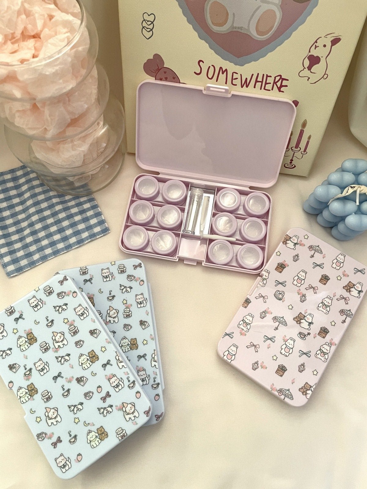 Flowers Puppy Colored Contact Lens Case - BEAUEYE (UK)