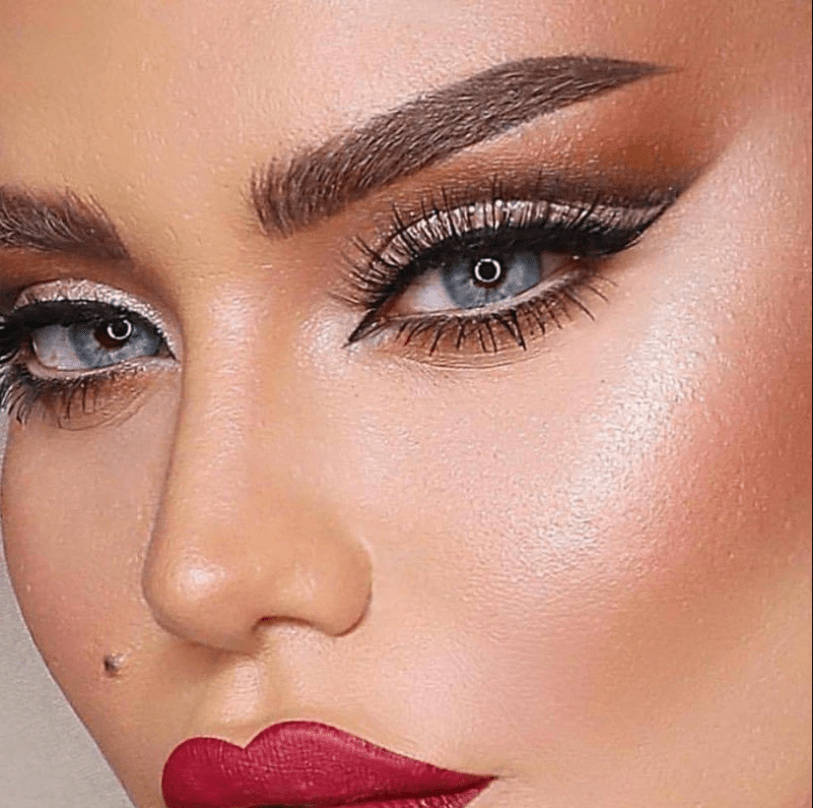 GLOW VIVID BLUE Coloured Contact Lenses - BEAUEYE (UK) Main image