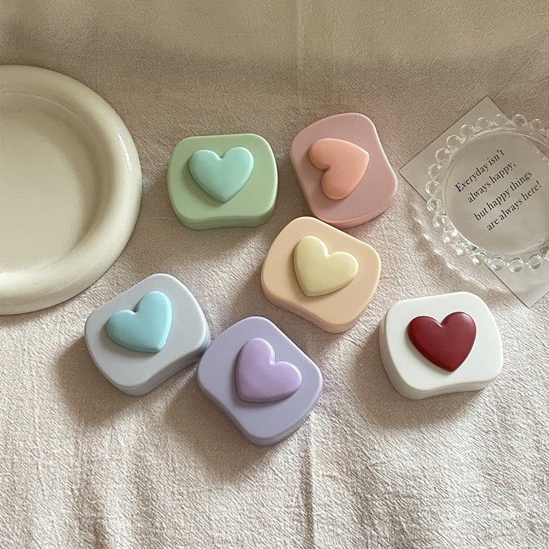 INS Fish - like Korean Style Colored Contact Lens Case - BEAUEYE (UK) Main image