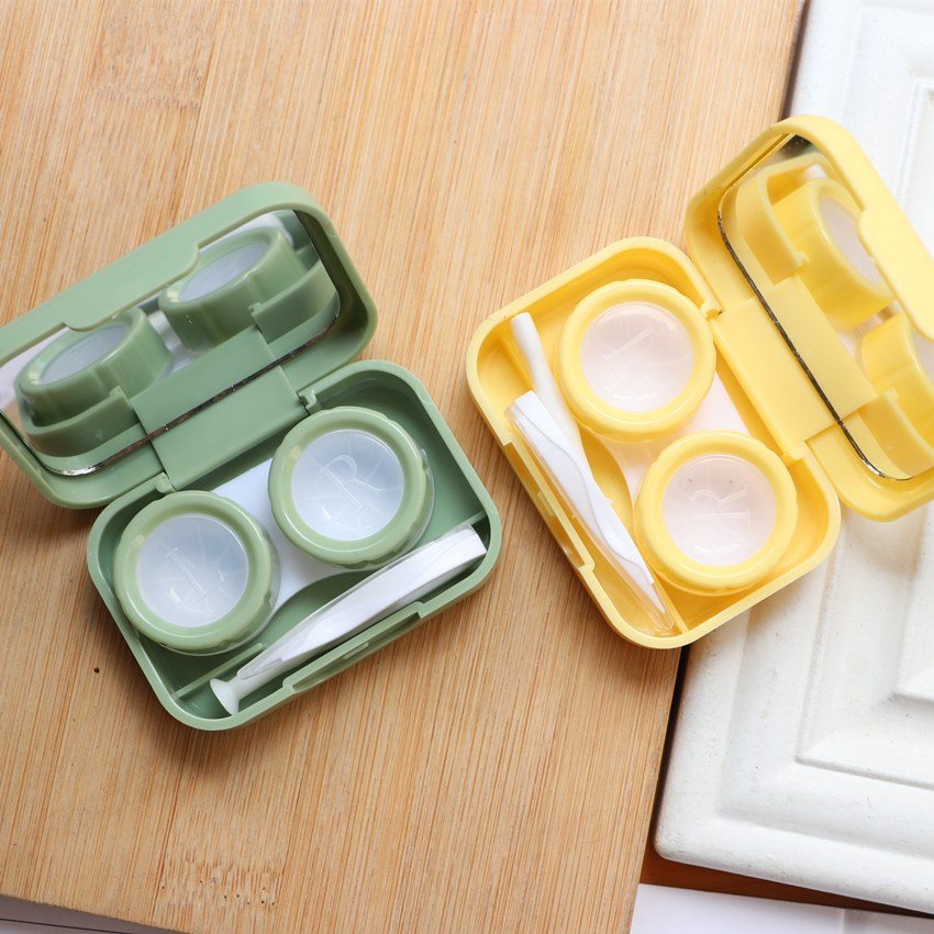 INS Fish - like Simple Colored Contact Lens Case - BEAUEYE (UK)