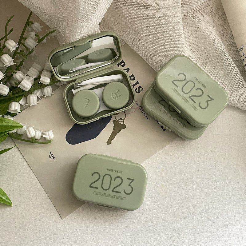 INS Fresh Literature Colored Contact Lens Case - BEAUEYE (UK)