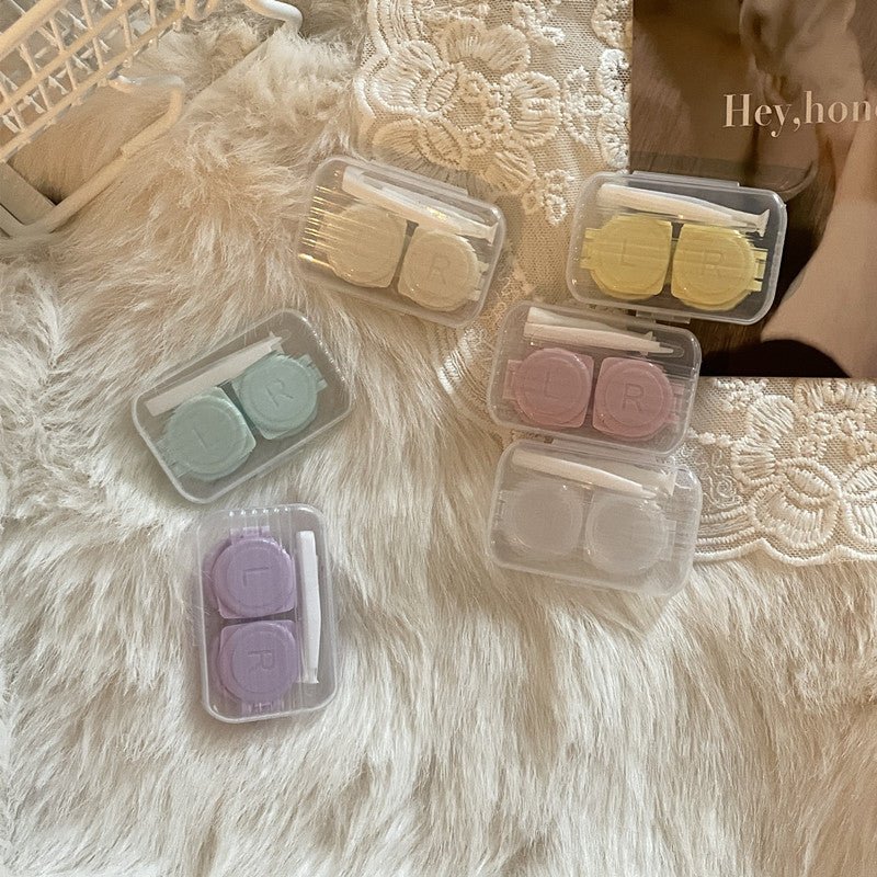 INS like Fish Transparent Simple Colored Contact Lens Case Secondary image