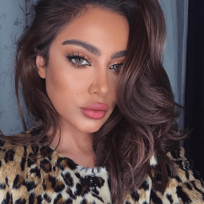 Natural Colors OCRE BROWN Coloured Contact Lenses Secondary image