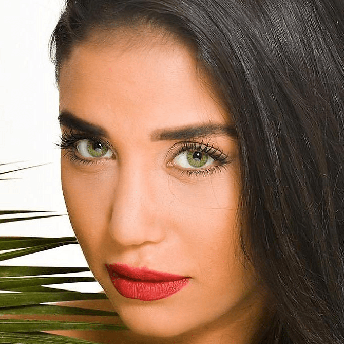 NATURAL Cool Green Coloured Contact Lenses - BEAUEYE (UK) Main image