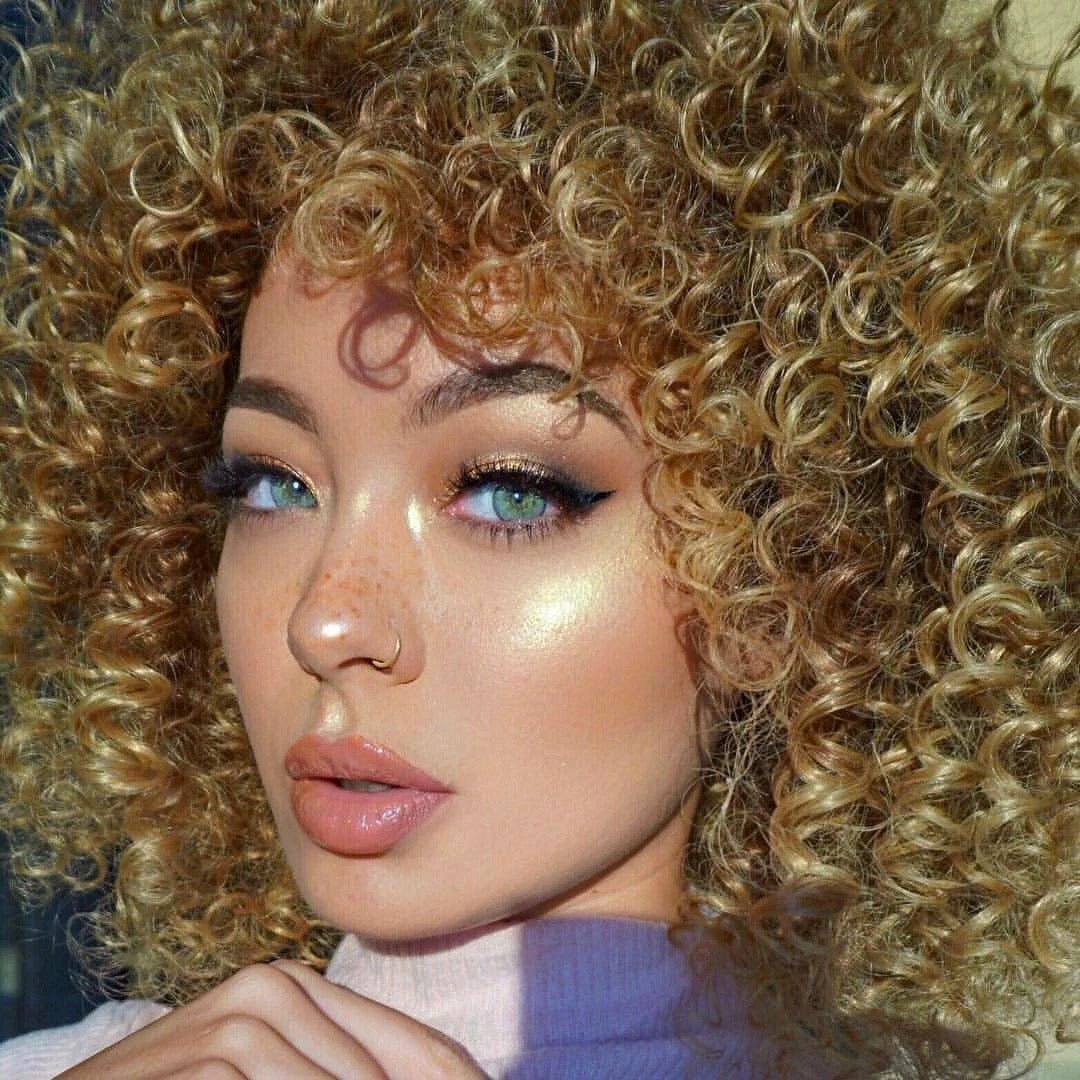 Natural Quartzo Coloured Contact Lenses Secondary image
