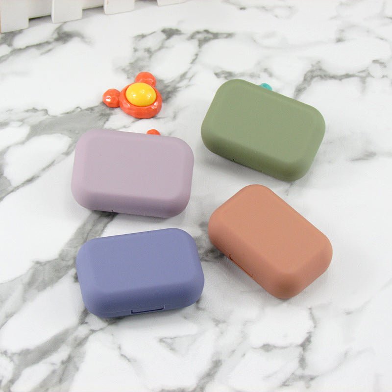 Smooth Paint Surface Colored Contact Lens Case - BEAUEYE (UK) Main image