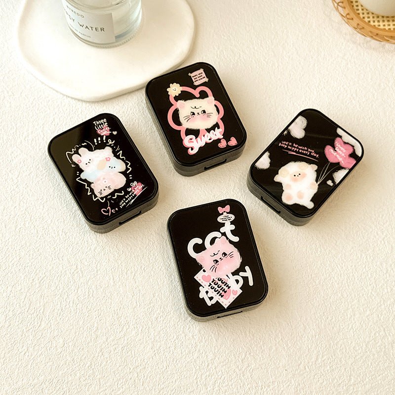 Three Little Cuties Coloured Contact Lens Case Secondary image